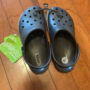 Crocs, size 7